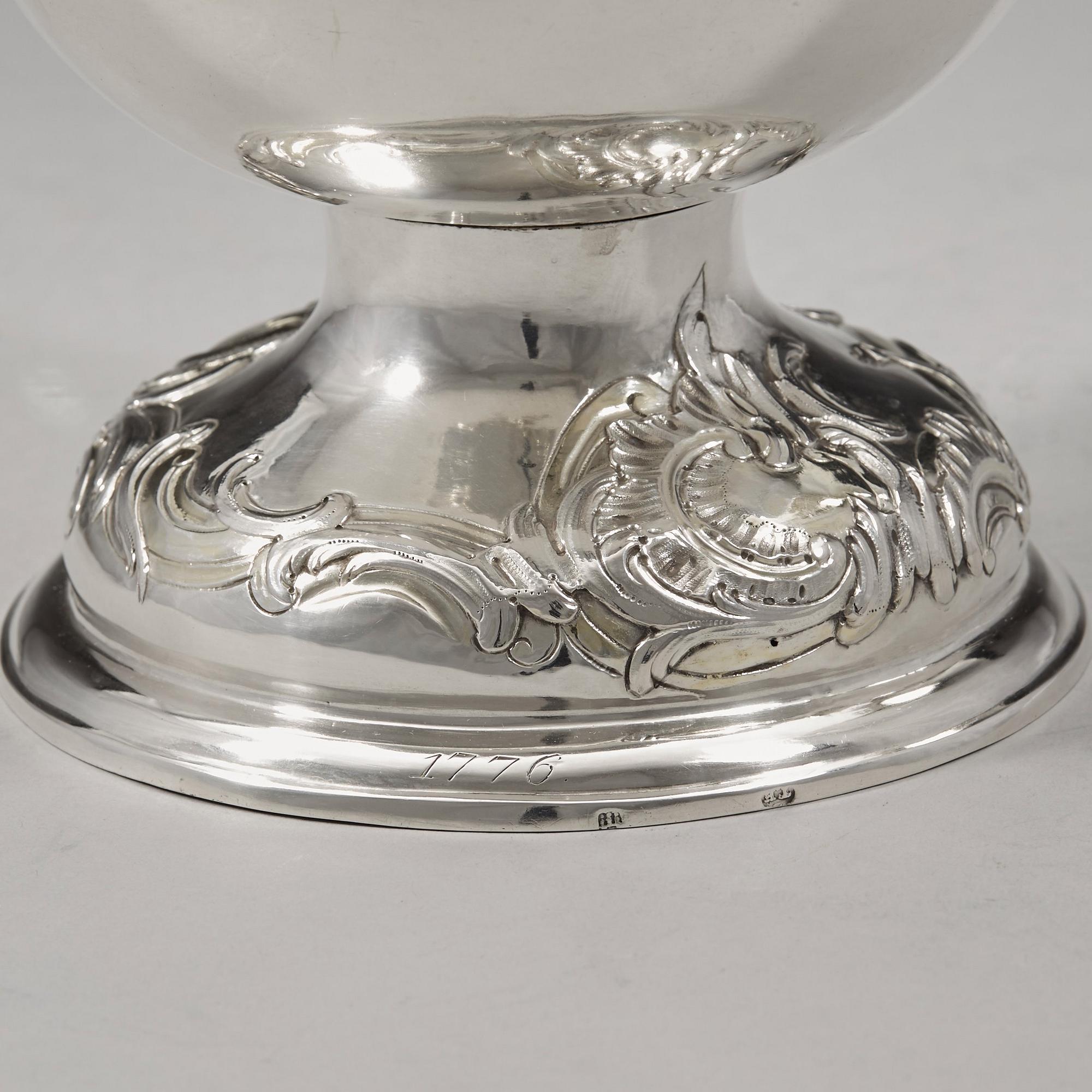 VINKANNA, av David Thomas Hell, Hamburg (verksam 1772-1008). Rokoko.