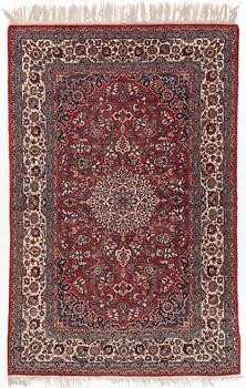 An Isfahan rug, c. 225 x 150 cm.