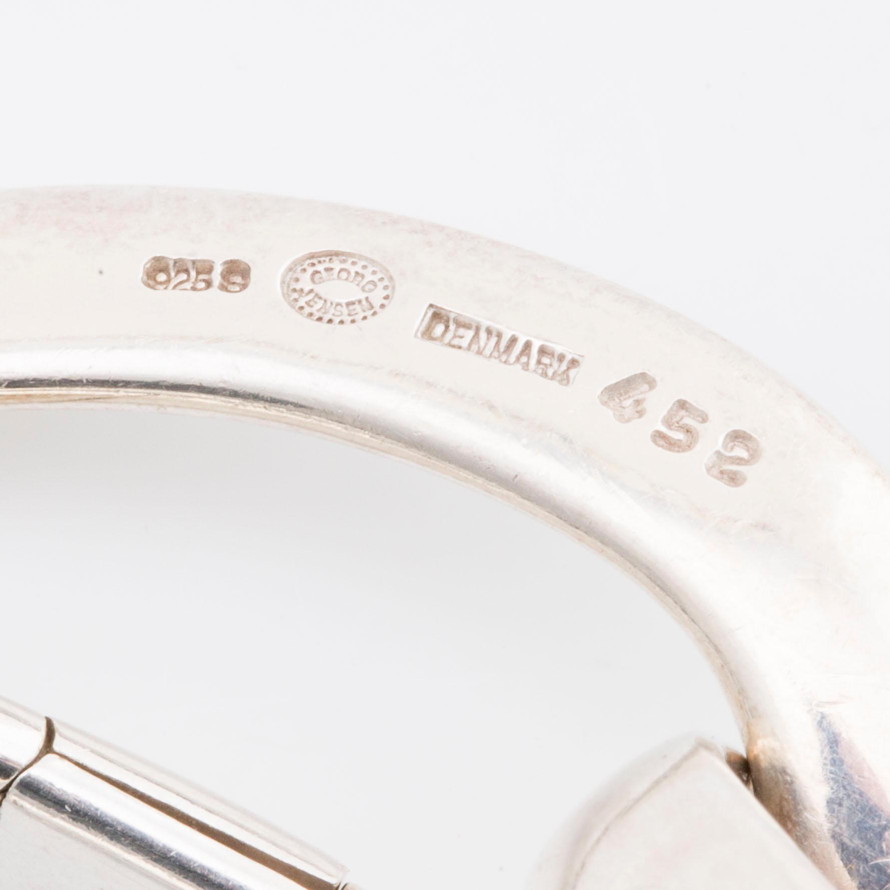 GEORG JENSEN ARMBAND sterling silver design "Infinity" nr 452, original box.