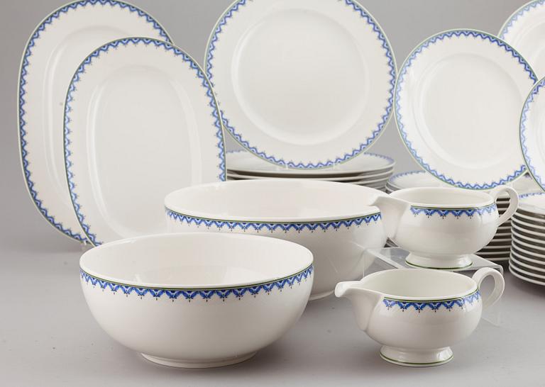 SERVIS, 68 delar, porslin. VILLEROY & BOCH,  1900-tal.