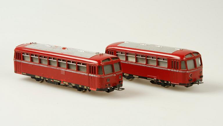 ELLOK samt RÄLSBUSS med VAGN, Märklin, 3034 samt DB800, H0.