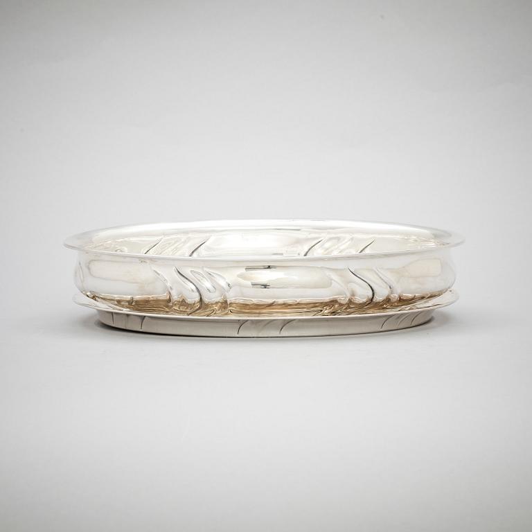 KAROTT på FAT, silver, bl.a. CG Hallberg, 1914. 604 g.