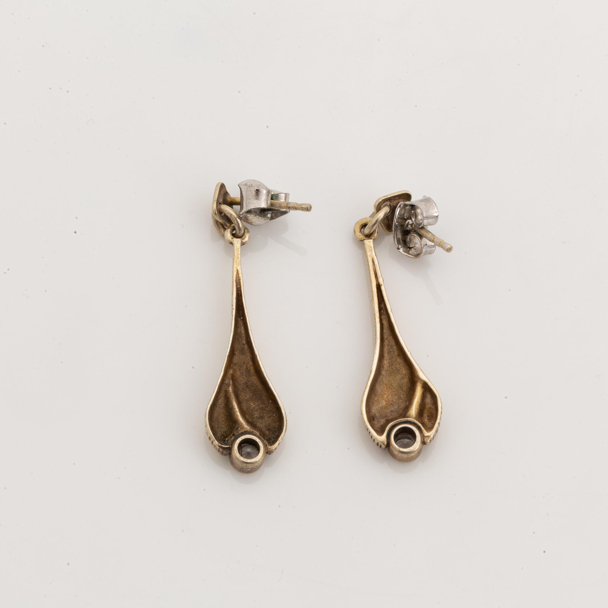 Ett set med collier och örhängen, sterling silver, Kultasepät Sten & Laine. Finland.