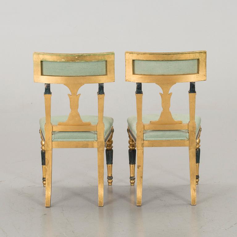 A PAIR OF LATE GUSTAVIAN STYLE CHAIRS EARLY 20TH CENTURY,