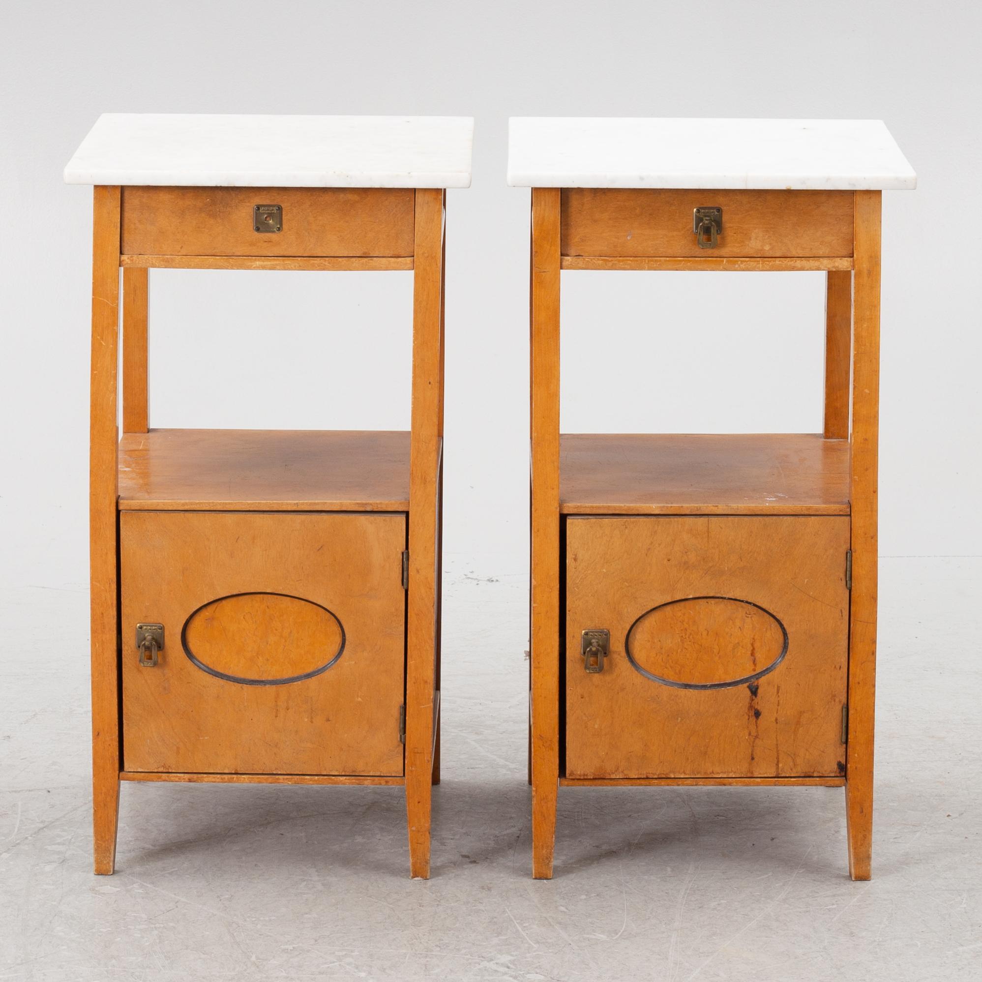 Sängbord, ett par, 1900-talets början.