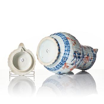 An imari ewer with cover, Qing dynasty, Kangxi (1662-1722).