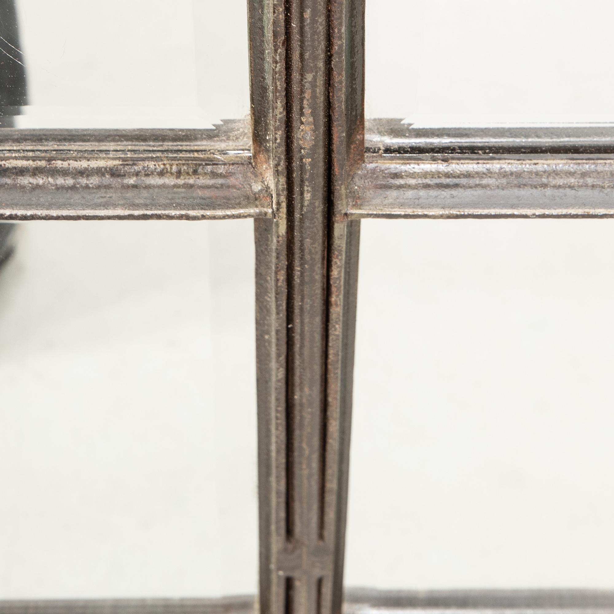 Spegel, modern tillverkning.