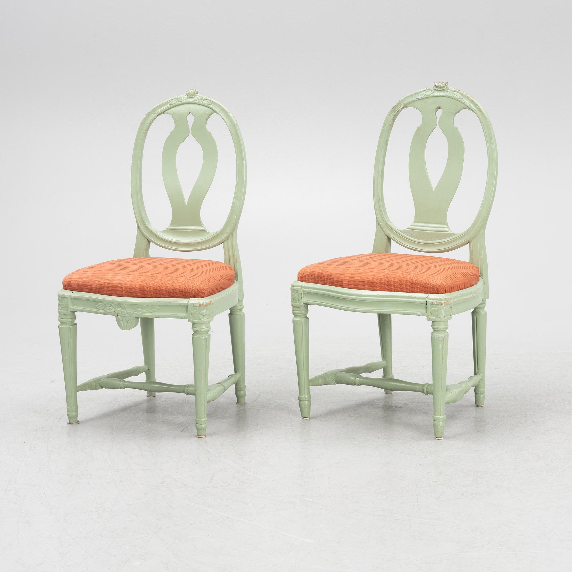 Stolar, två stycken, en av Johan Erik Höglander (mästare i Stockholm 1777-1813), Gustavianska, sent 1700-tal.