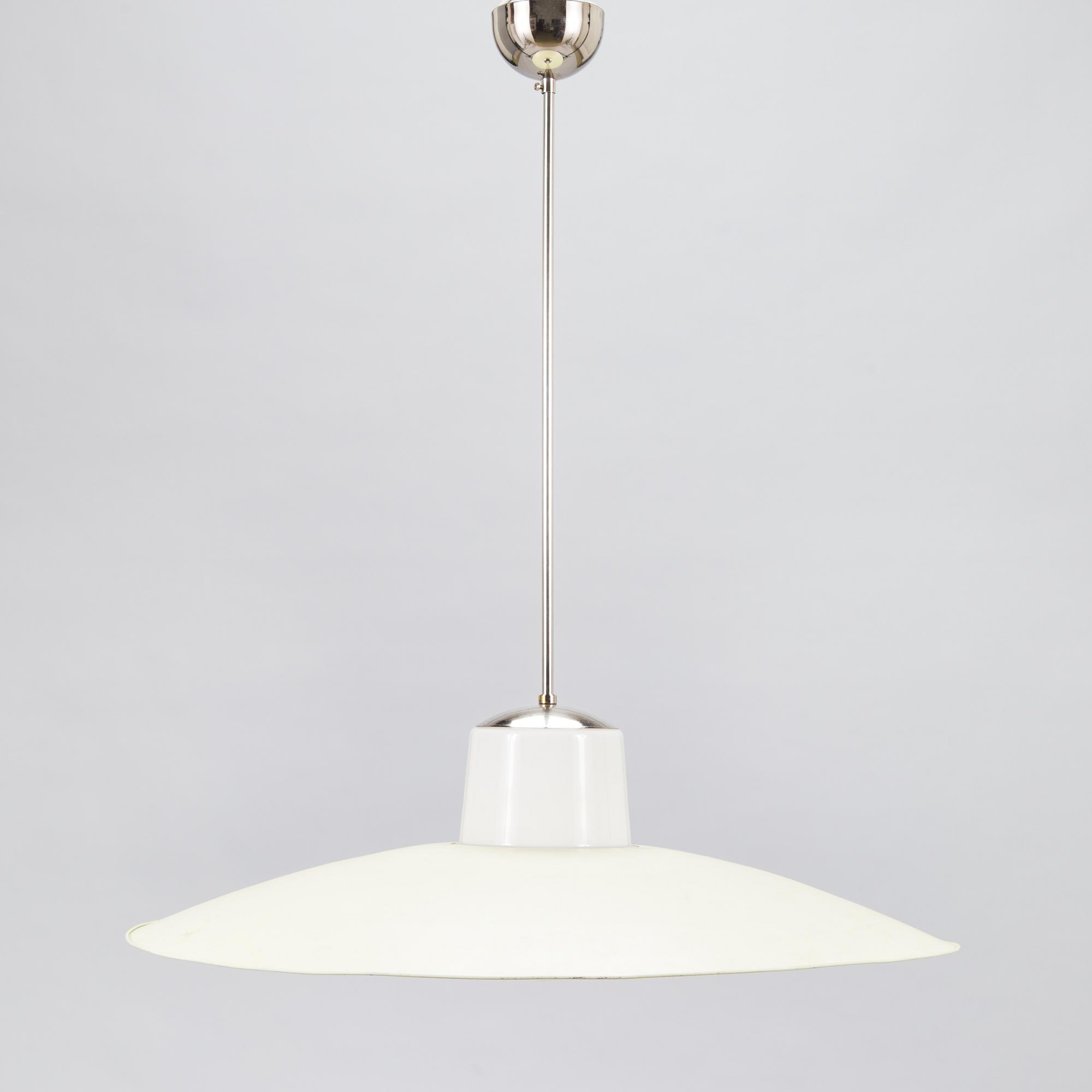 Paavo Tynell, taklampa, modell 1602/1673, Idman 1900-talets mitt.