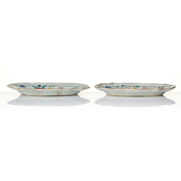 A set of five famille rose serving dishes, Qing dynasty, Qianlong (1736-95).