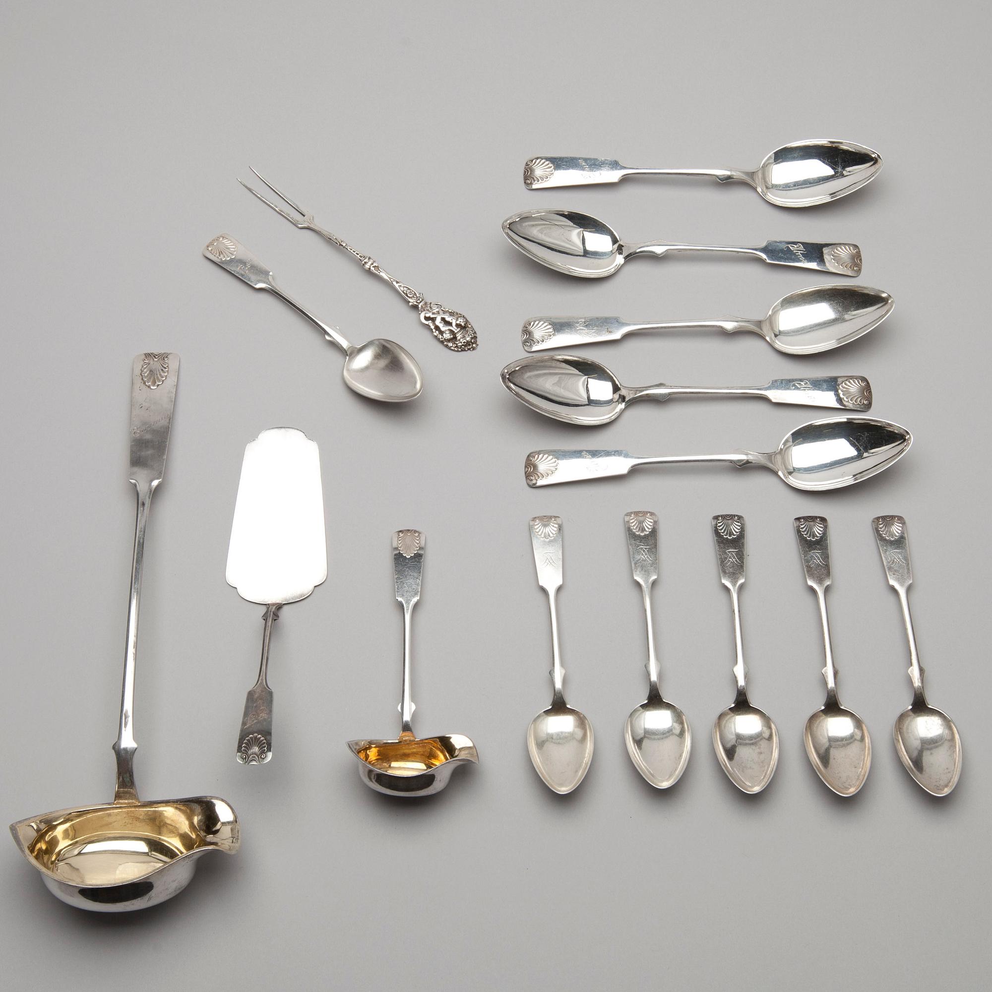 PARTI BESTICK, 15 st, silver, "Musslan"-serien, diverse finska stämplar, 1925-1936. Tot. vikt ca 707 g.