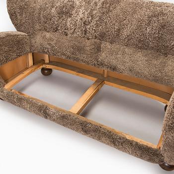 Märta Blomstedt, An 'Aulanko-model' sofa. Designed in 1939.
