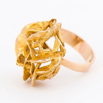 A BJÖRN WECKSTRÖM RING, 14K gold. Lapponia 1969.