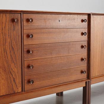 Yngvar Sandström, sideboards, ett par, Seffle Möbelfabrik, Säffle, 1950/60-tal.