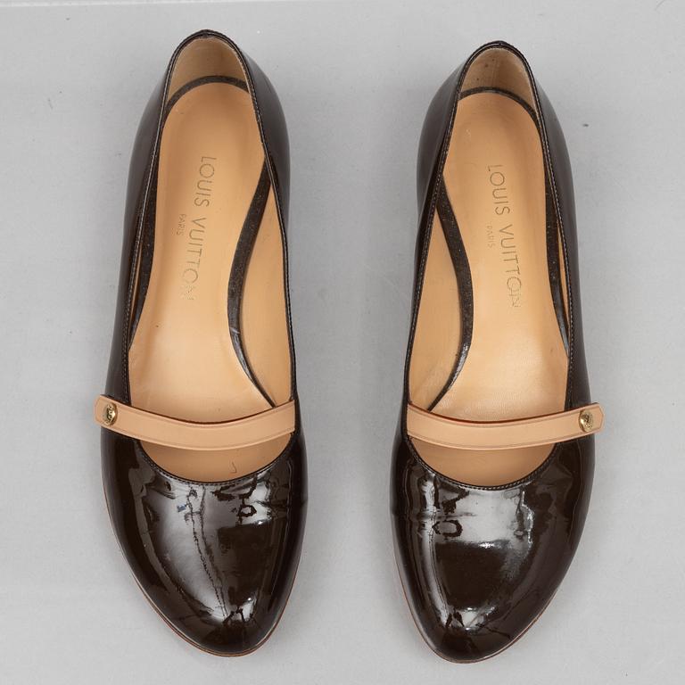 Louis Vuitton, ballerinaskor, storlek 37.
