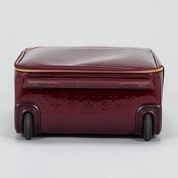 Louis Vuitton, a Monogram Vernis 'Pégase 45', suitcase.