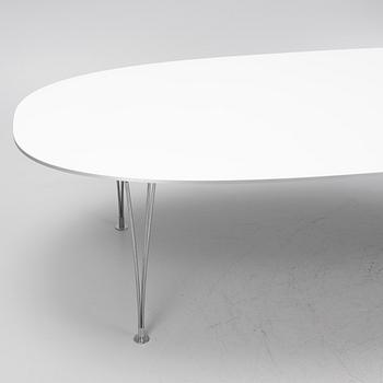 Bruno Mathsson & Piet Hein, matbord,  "Superellips", Fritz Hansen, daterad 2018.