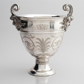 A pair of Swedish 18th century silver wine coolers, marks of Pehr Zethelius, Stockholm 1793.