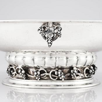 Georg Jensen, an 830/1000 silver centerpiece with grapes, Copenhagen 1919, design nr 296, also designed in 1919.