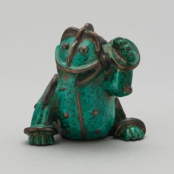 A Wilhelm Kåge 'Argenta' stoneware figure of a dragon, Gustavsberg ca 1940.