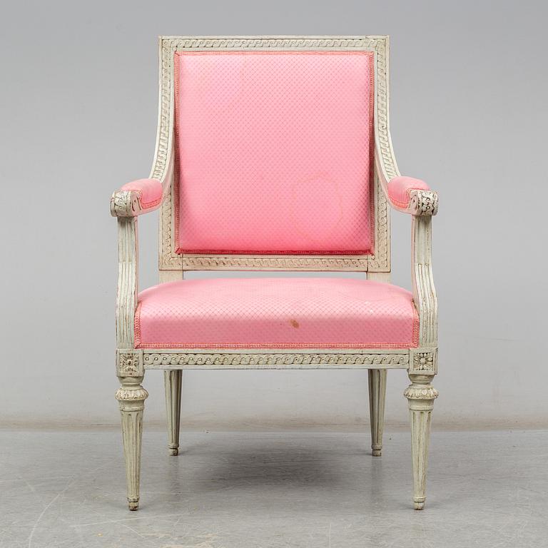 A gustavian chair. Sweden, late 18th century.