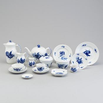 A 'Blå Blomst' 129 piece coffee and dinner part service, Royal Copenhagen, second half of the 20th century.