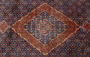 An Ardabil carpet, ca 335 x 240 cm.