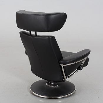 An Ekornes Stressless Jazz recliner, 21st century.