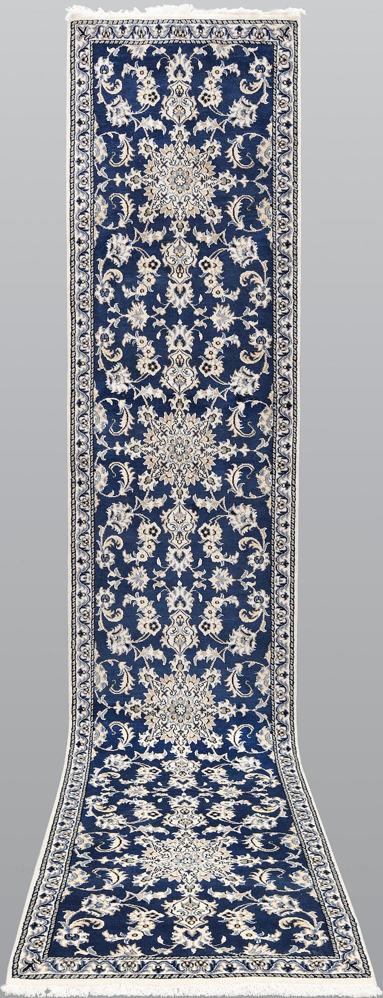 A Nain runner, 387 x 77 cm.