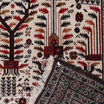 MATTA, orientalisk, old. Ca 154 x 84 cm.