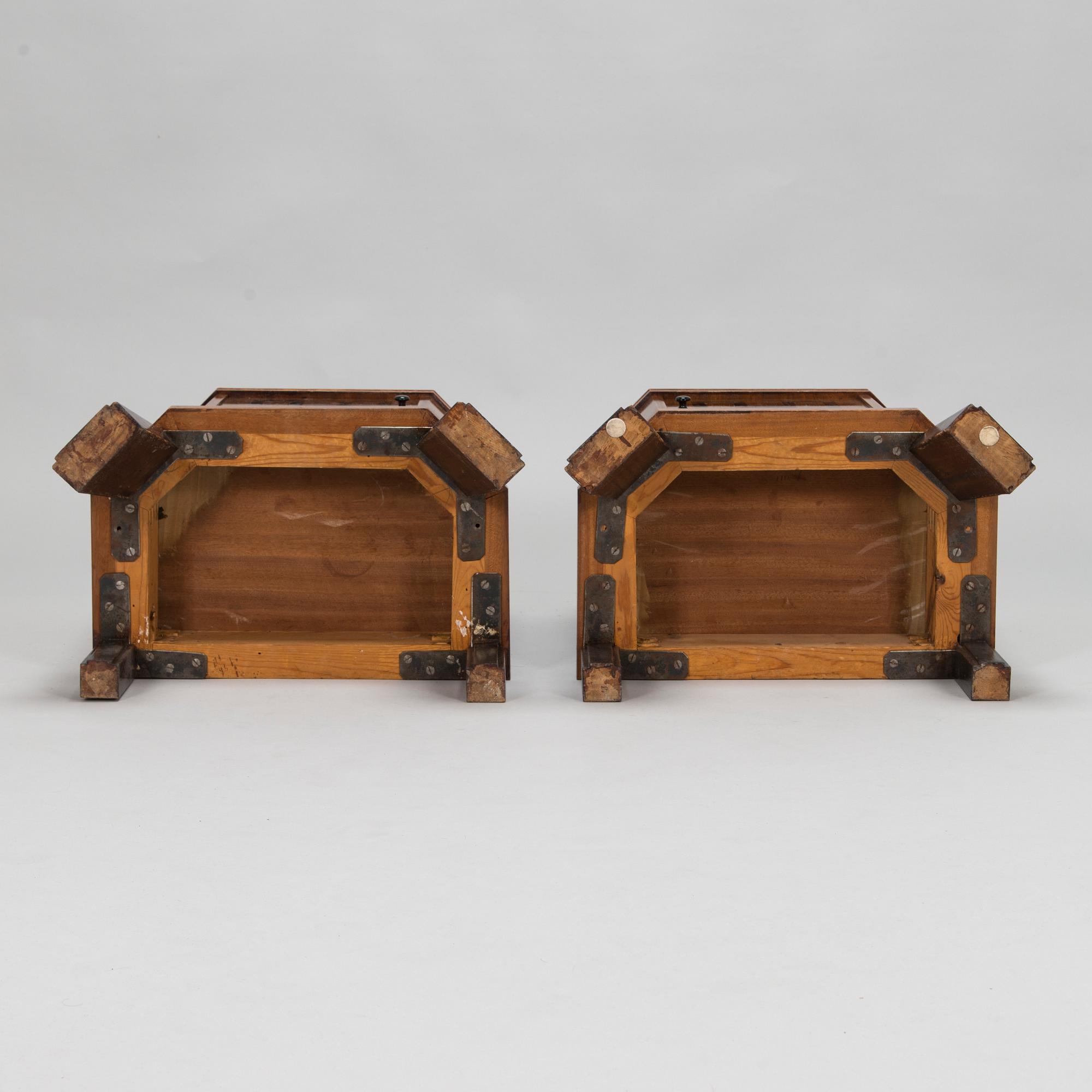 Birger Hahl, sängbord, ett par, 1920-tal.