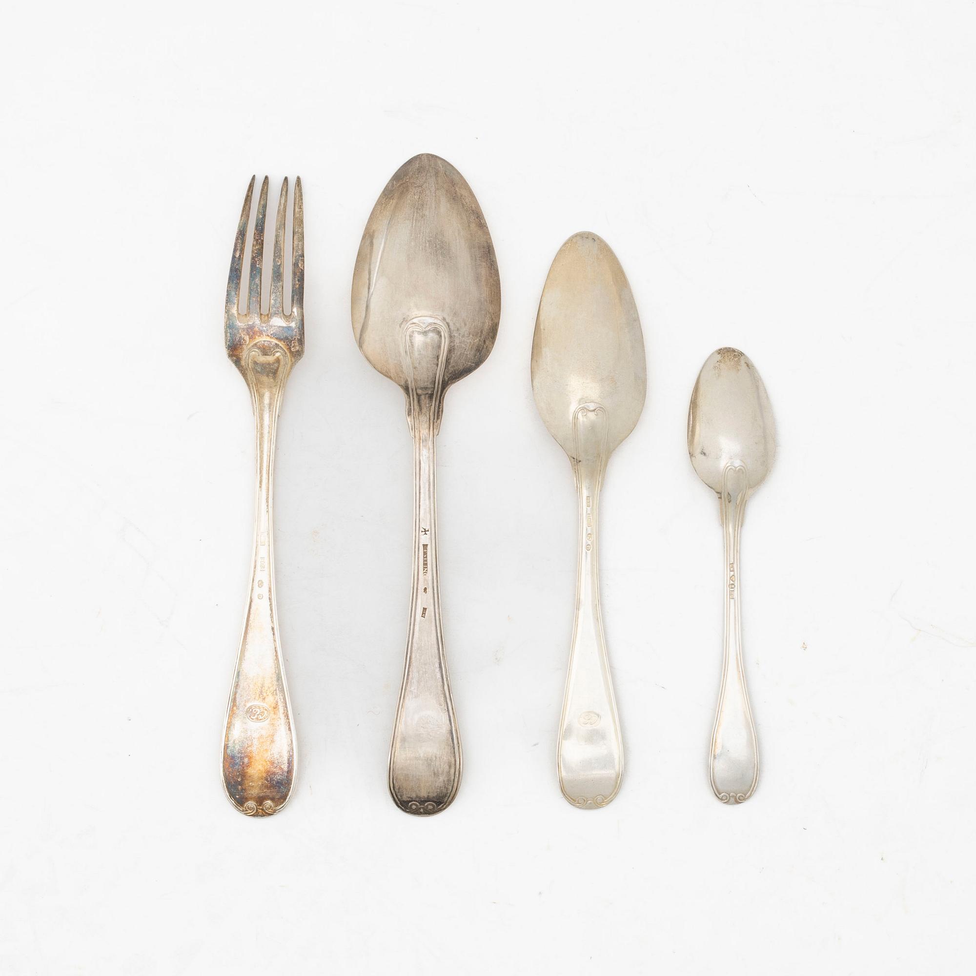 Swedish silver cutlery model "Gammal fransk", 19th Century (49 pieces).