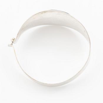 Bracelet silver with bluish stone possibly quartz, GK, Stockholm 1961.