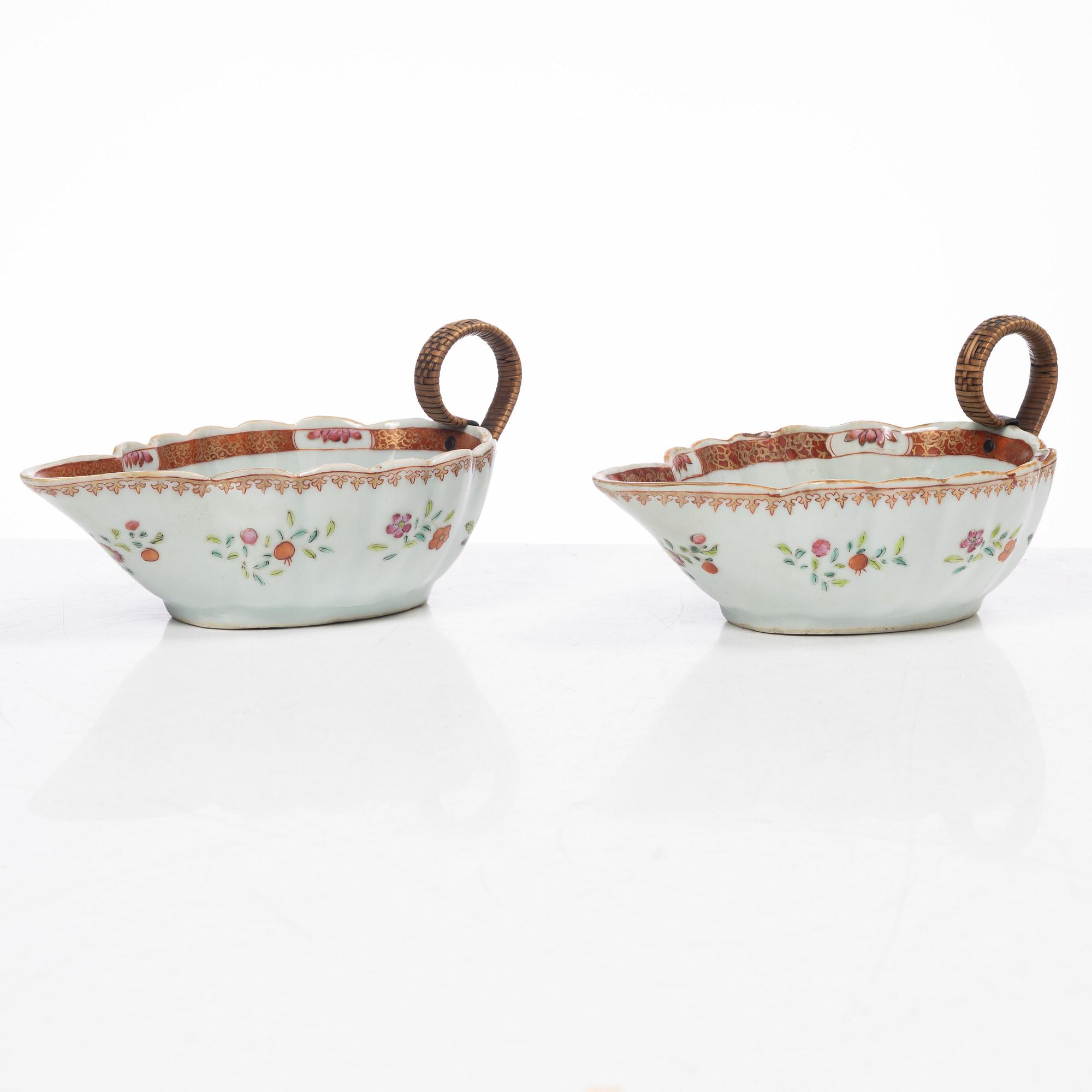 A pair of porcelain sauce bowls, China, Qianlong (1736-95).