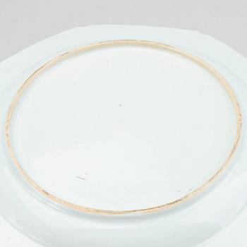 A PORCELAIN PLATE, Qianlong, (1736-95).