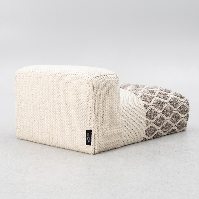 Patricia Urquiola, a 'Mangas' longe chair, GAN.