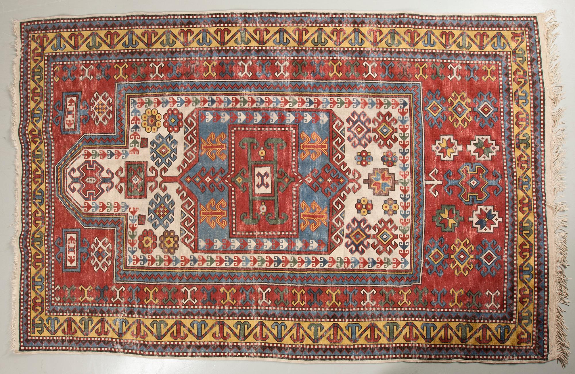 MATTO, fachralo kazak, semiantik. Ca 195x125 cm.