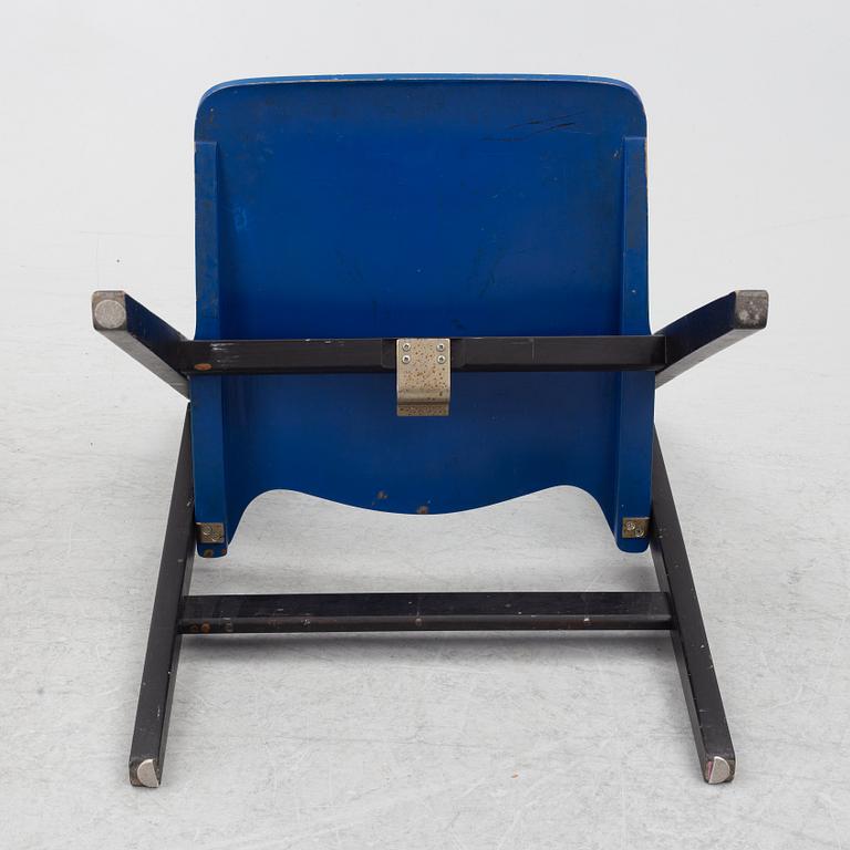 Hans J. Wegner, chairs, 3 pcs, "Politiken", Getama, Denmark.