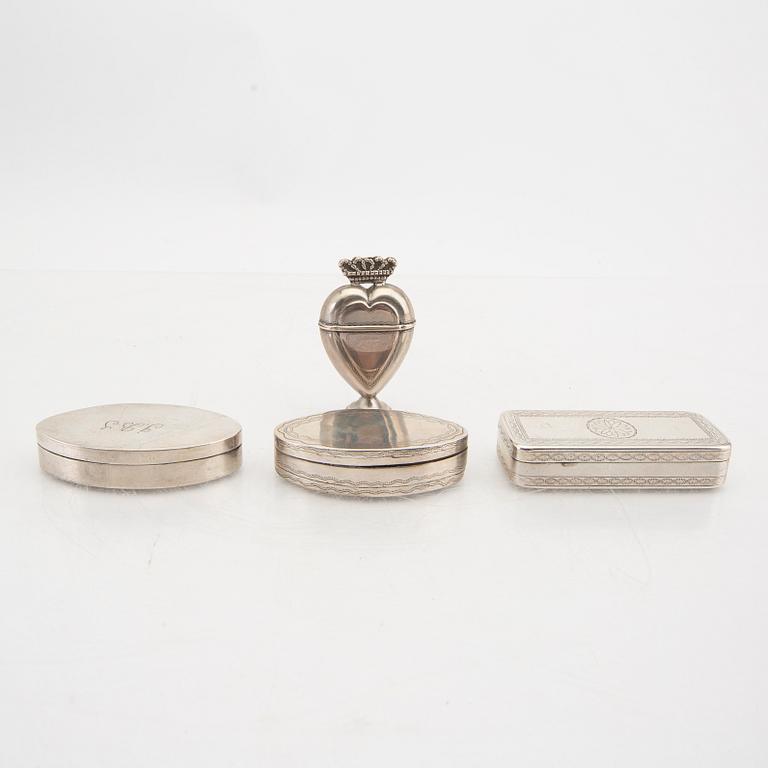 A setof four 18th/19th century silver boxes.