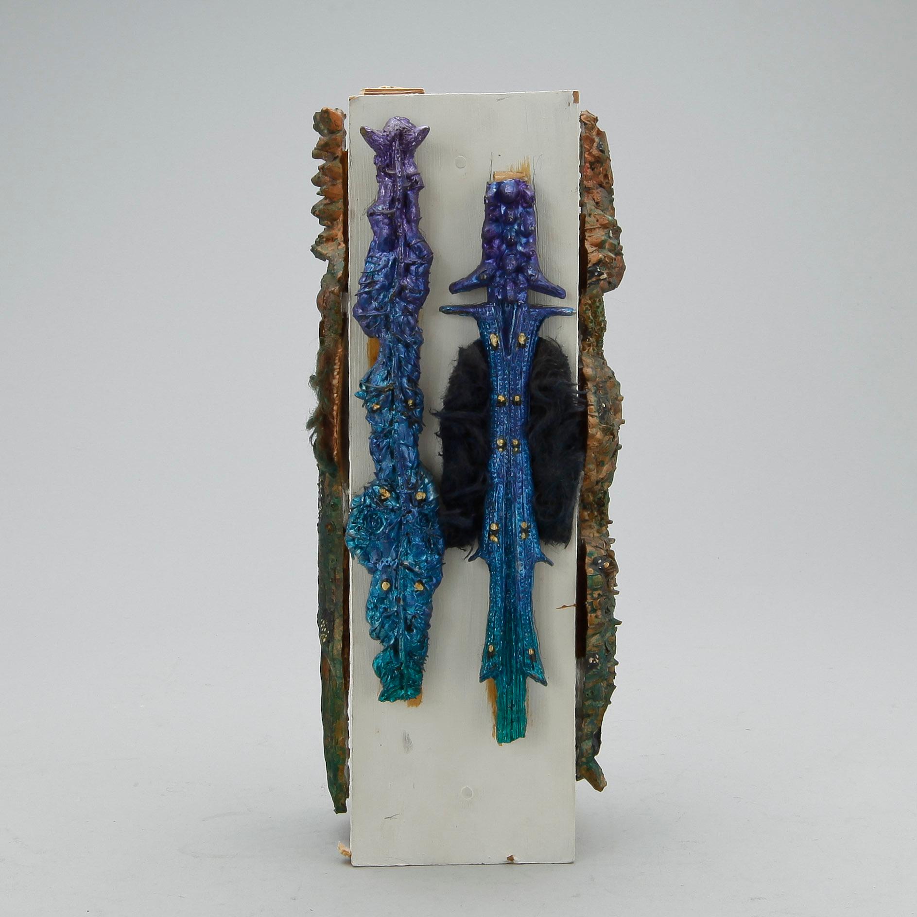 KARL AXEL PEHRSON. Objekt, emalj, trä. Sign med dedikation.