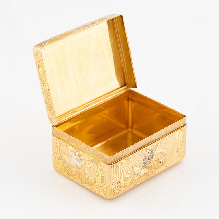 A Swedish 18th century gold snuff-box, marks of Anders Liedberg, designer probably Christian Precht, Stockholm 1763.