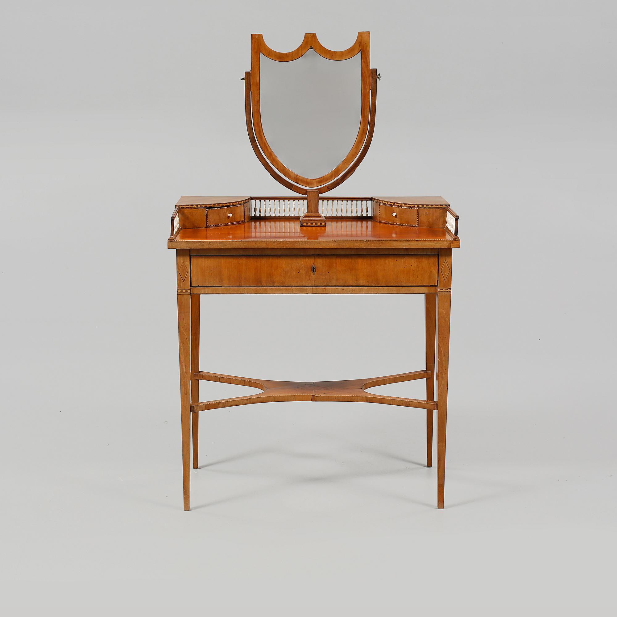 TOILETTEMÖBEL, sengustaviansk, 1810-tal.