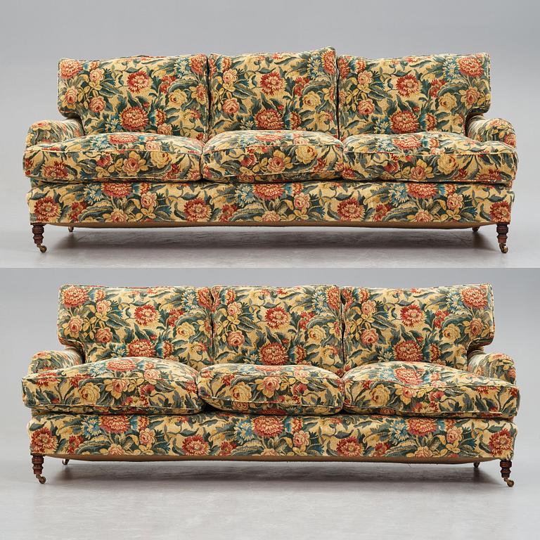 A pair of sofas, late 20th century.