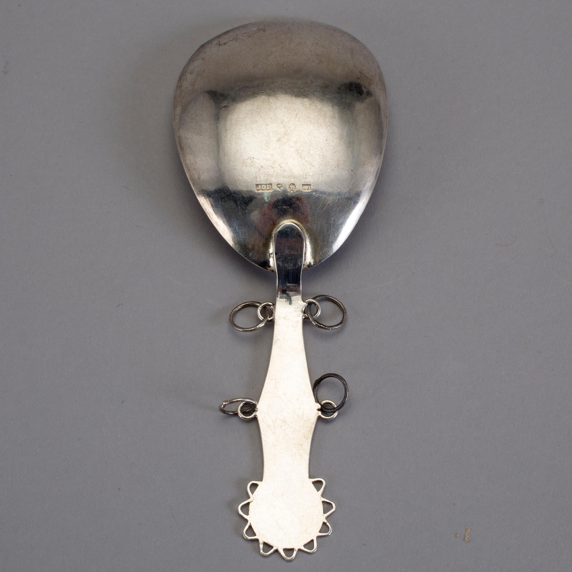 SKED, silver, Johan Olof Degerman, Haparanda, 1887. Vikt 26 gram.