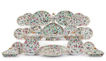 A famille rose 'Chinese Export' Canton dinner service, Qing dynasty, 19th Century. (109 pieces).