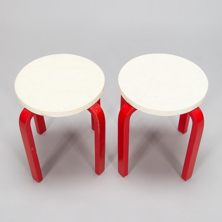 Alvar Aalto, two mid-20th century '60' stools for O.Y. Huonekalu-ja Rakennustyötehdas A.B.