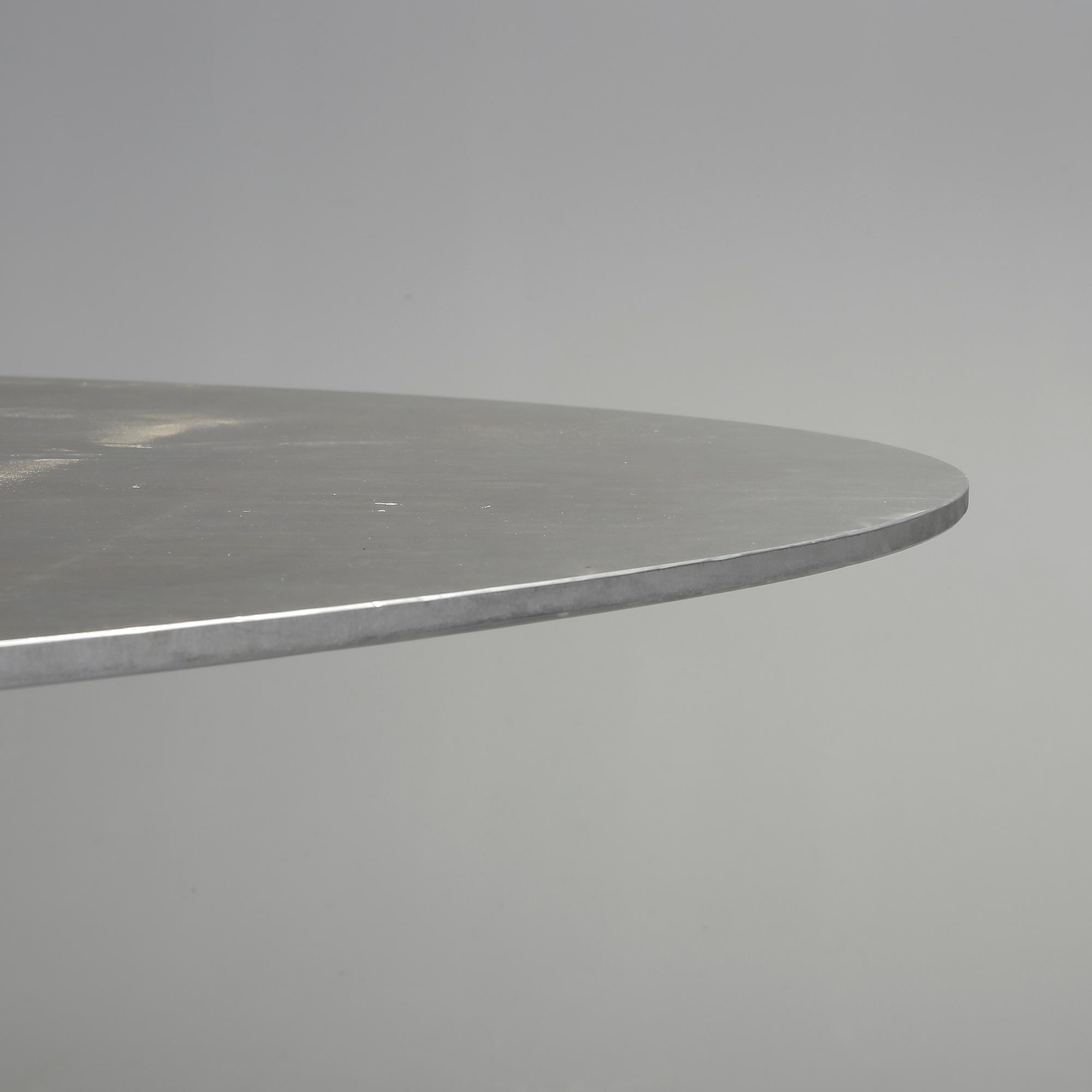 BORD, aluminium, 2000-tal.