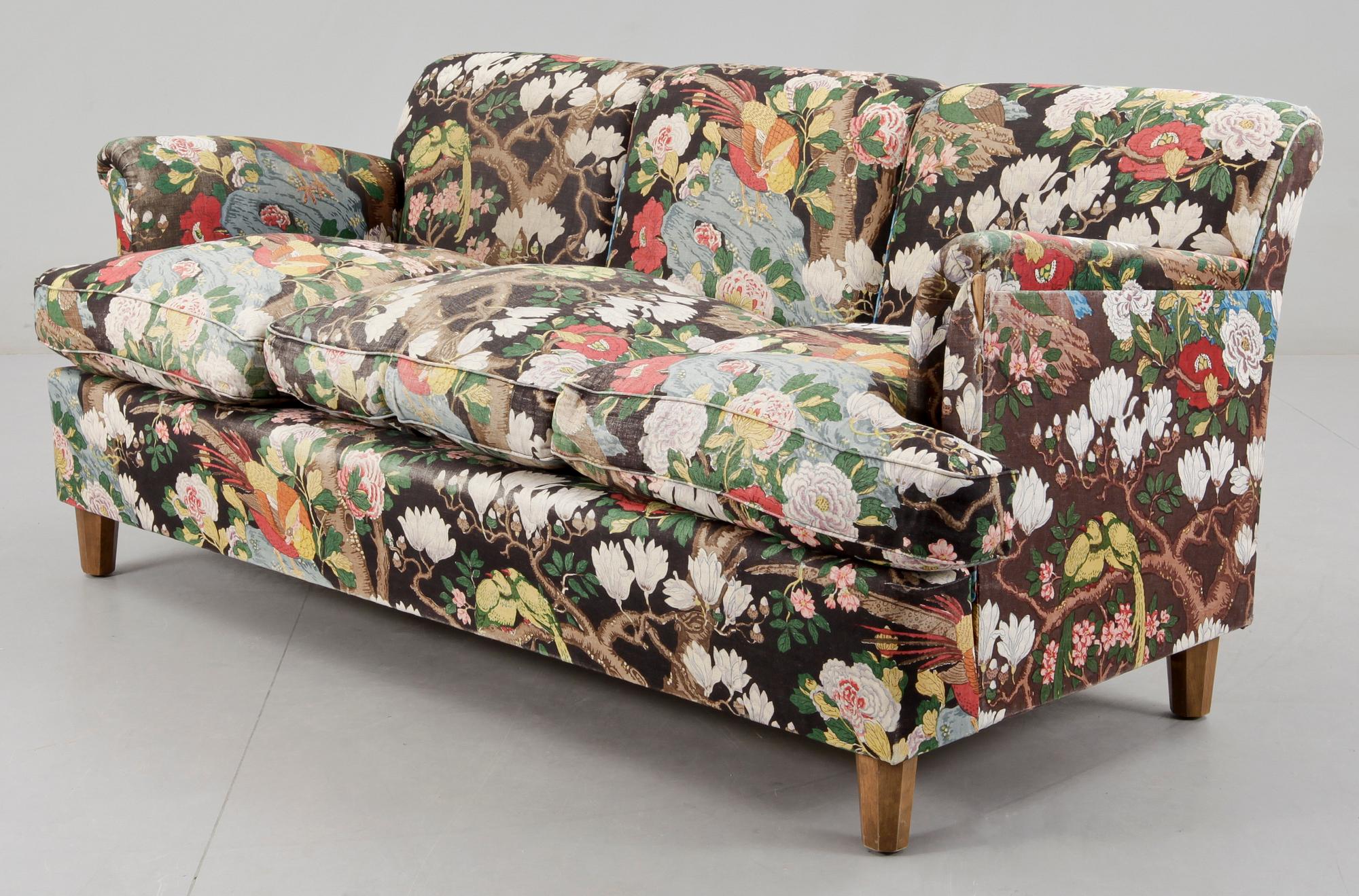 SOFFA, "678", Josef Frank, Firma Svenskt Tenn, formgiven i mitten av 1930-talet.