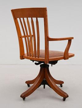 SKRIVSTOL, 1900-talets början.