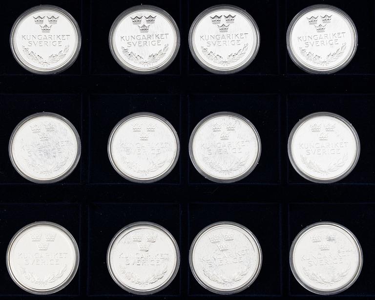 36 medals, silver 925, “Kingdom of Sweden”, in fitted case.